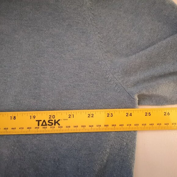 Eddie Bauer Men's V-neck Lightweight Sweater - Picture 8 of 10